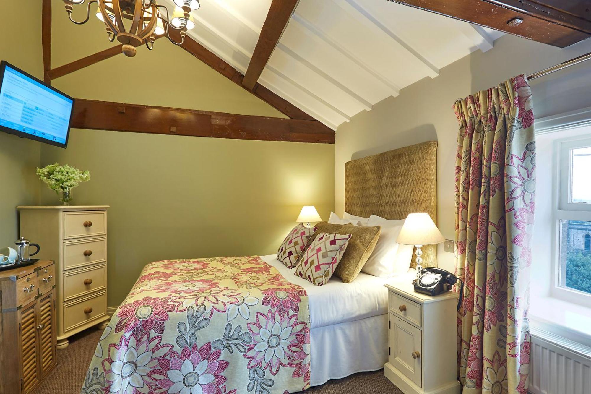 The White Hart At Lydgate Hotel โอลดัม ภายนอก รูปภาพ